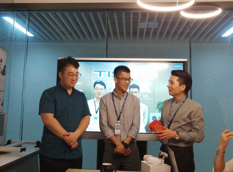 天象文儀家具舉行團(tuán)隊表彰活動